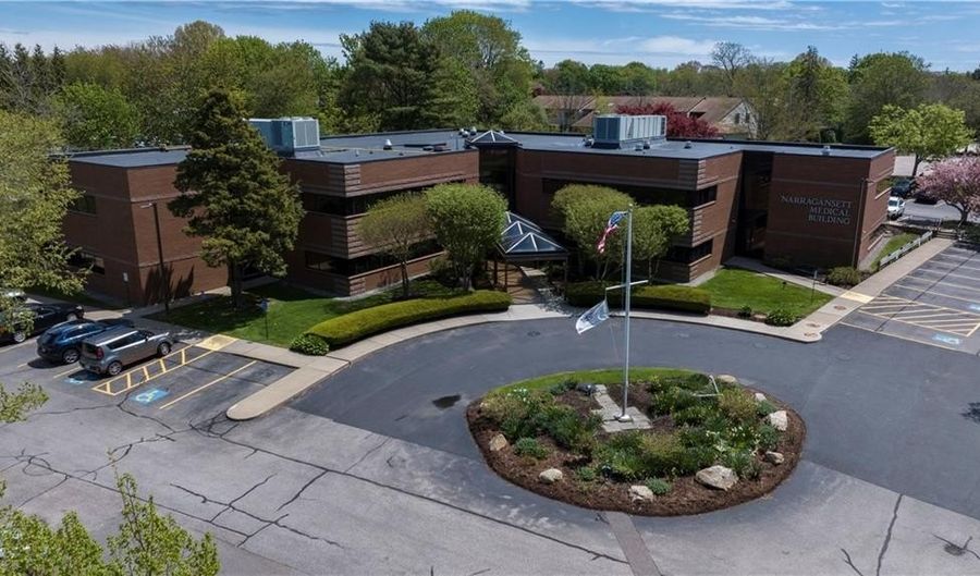 360 Kingstown Rd 202, Narragansett, RI 02882 - 0 Beds, 0 Bath