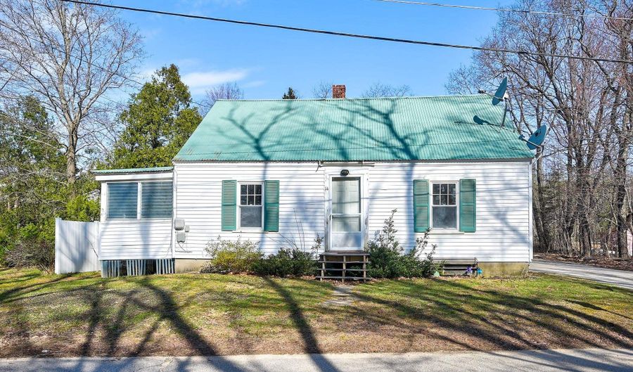 14 Jackson Ave, Conway, NH 03818 - 4 Beds, 1 Bath