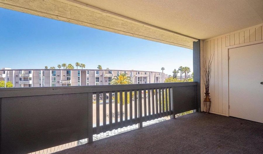 3098 Rue Dorleans 325, San Diego, CA 92110 - 2 Beds, 2 Bath