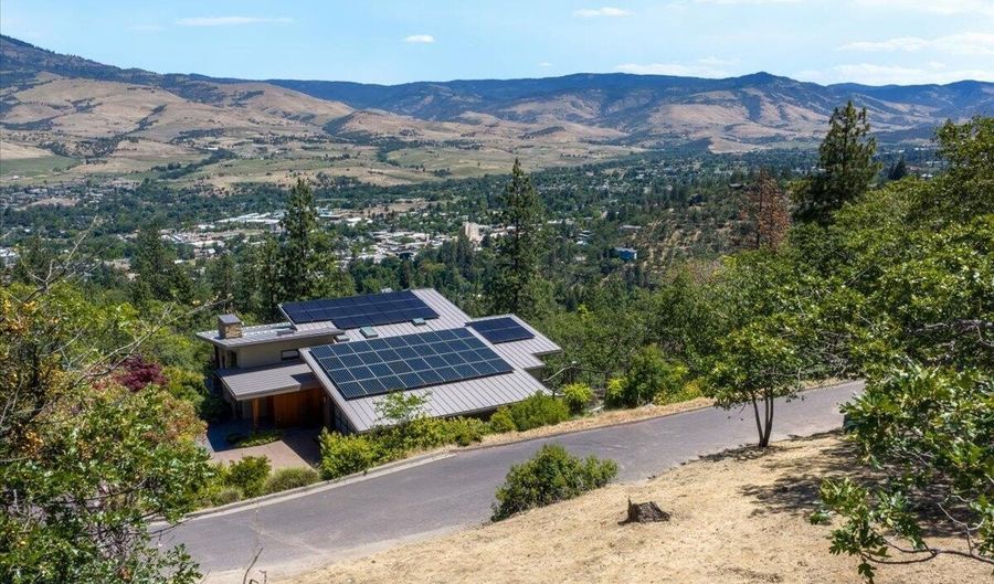 163 Hitt Rd, Ashland, OR 97520 - 0 Beds, 0 Bath