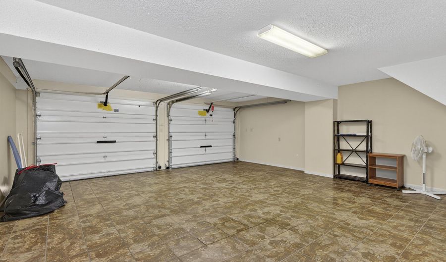 19025 Essex Dr, Abingdon, VA 24211 - 3 Beds, 3 Bath