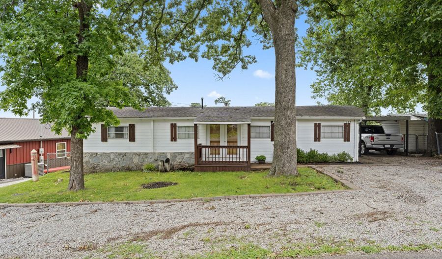 207 Beech St, Bernice, OK 74331 - 4 Beds, 2 Bath