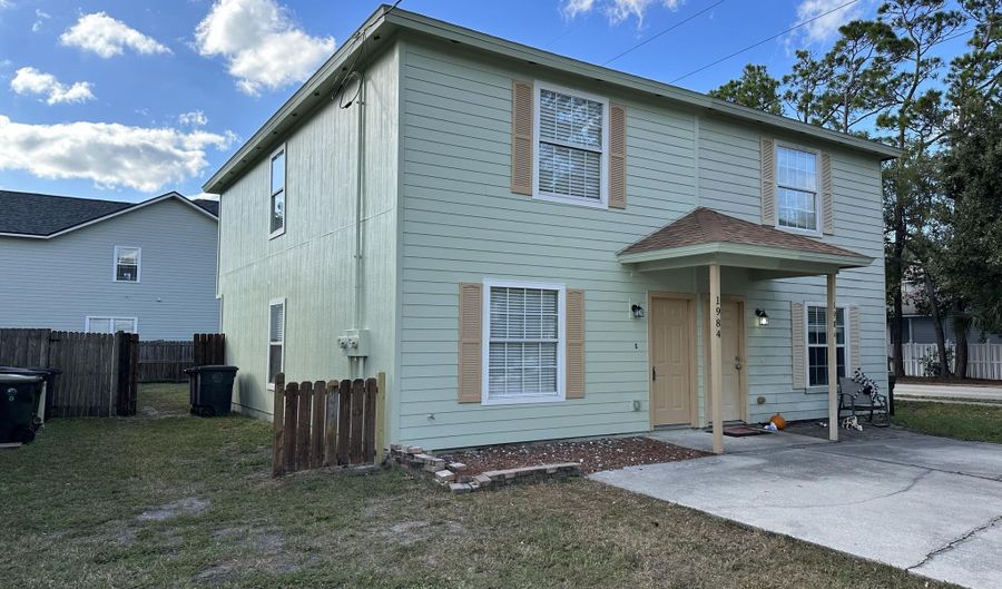 1984 MARY St, Atlantic Beach, FL 32233 - 3 Beds, 3 Bath