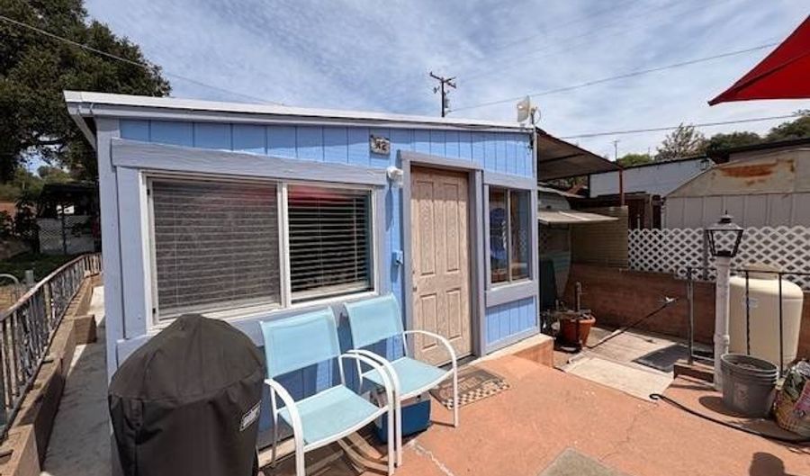 25484 Lake Wohlford Rd W2, Escondido, CA 92027 - 1 Beds, 1 Bath