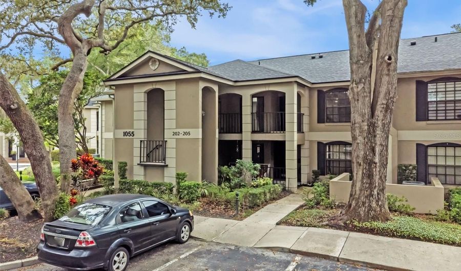 1055 KENSINGTON PARK Dr 205, Altamonte Springs, FL 32714 - 2 Beds, 2 Bath
