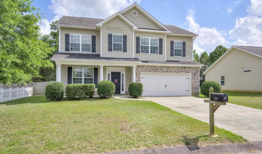537 Brewer Dr, Aiken, SC 29803 - 4 Beds, 3 Bath