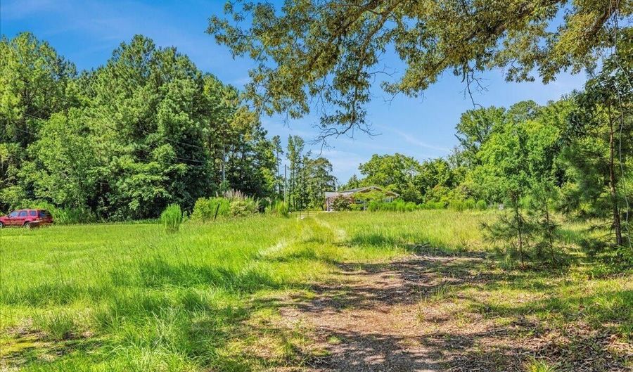 1330 E Hanrahan Rd, Ayden, NC 28513 - 2 Beds, 2 Bath