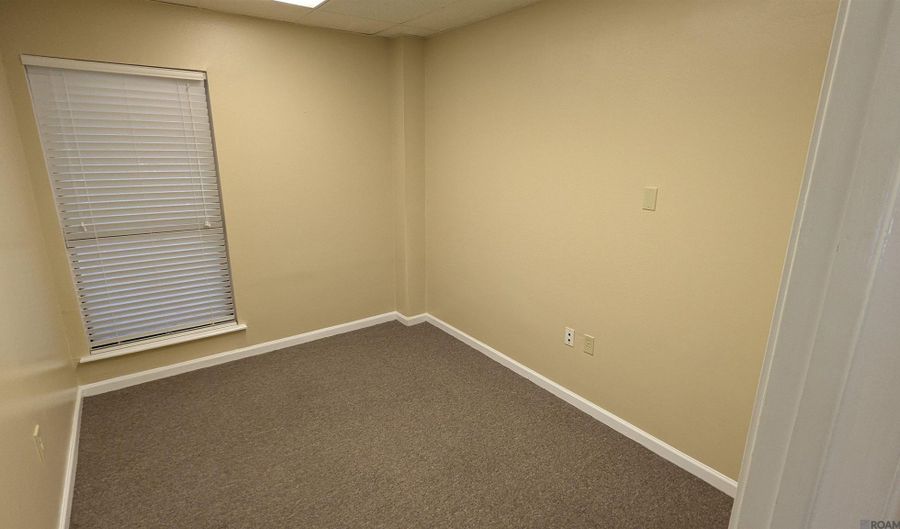 9654 Brookline Ave #110, Baton Rouge, LA 70809 - 0 Beds, 0 Bath