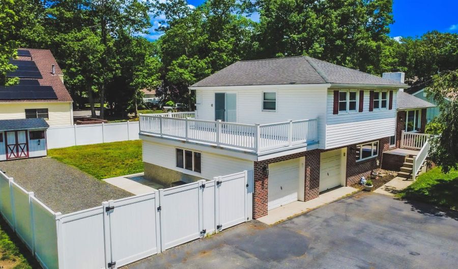 518 Delaware Ave, Absecon, NJ 08201 - 4 Beds, 2 Bath