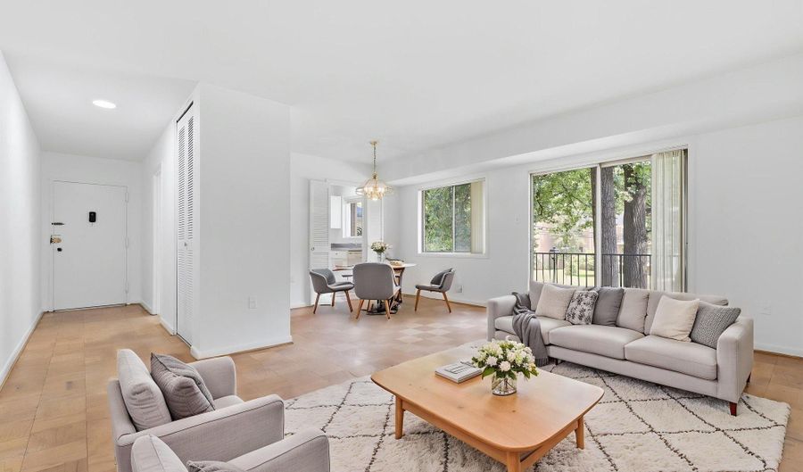10626 WEYMOUTH St 101, Bethesda, MD 20814 - 2 Beds, 1 Bath