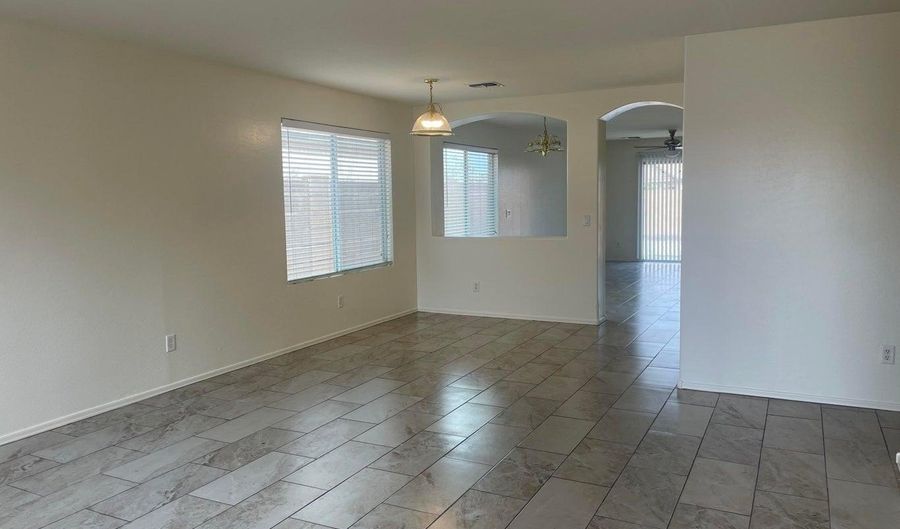1333 S 220th Dr, Buckeye, AZ 85326 - 4 Beds, 2 Bath