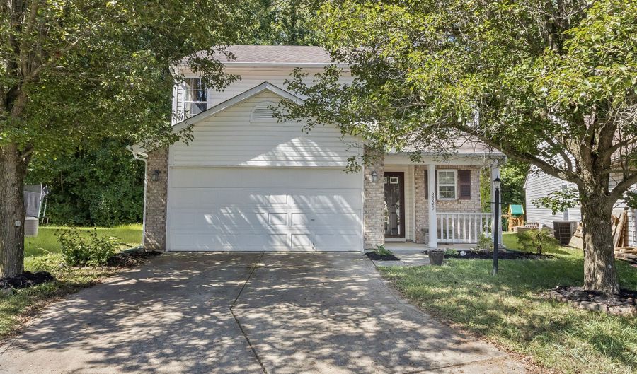 8320 Lake Tree Ln, Indianapolis, IN 46217 - 3 Beds, 3 Bath