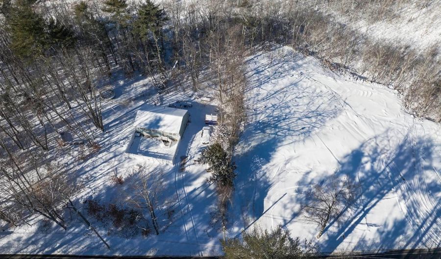 47 Brewster Rd, Barrington, NH 03825 - 4 Beds, 3 Bath