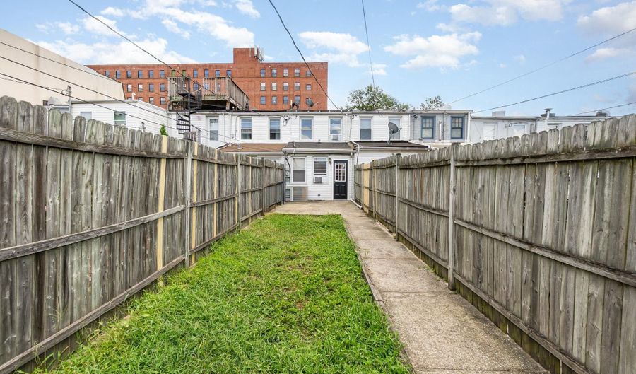 1142 HAMBURG W, Baltimore, MD 21230 - 2 Beds, 2 Bath