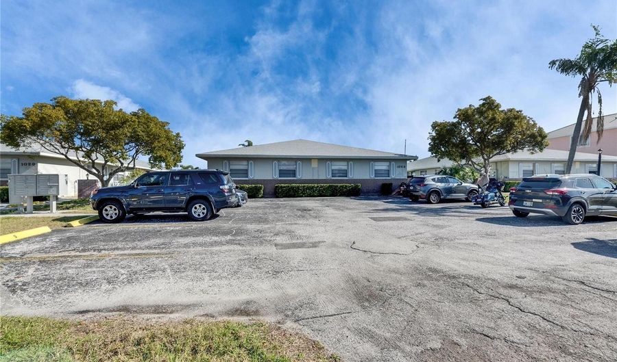 1025 APOLLO BEACH Blvd 1, Apollo Beach, FL 33572 - 3 Beds, 2 Bath