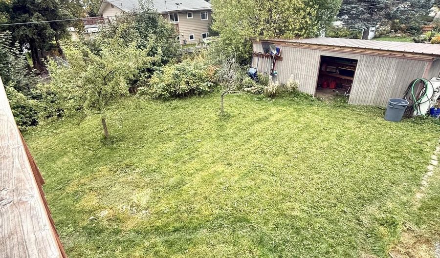 13322 Diggins Dr, Anchorage, AK 99515 - 4 Beds, 2 Bath