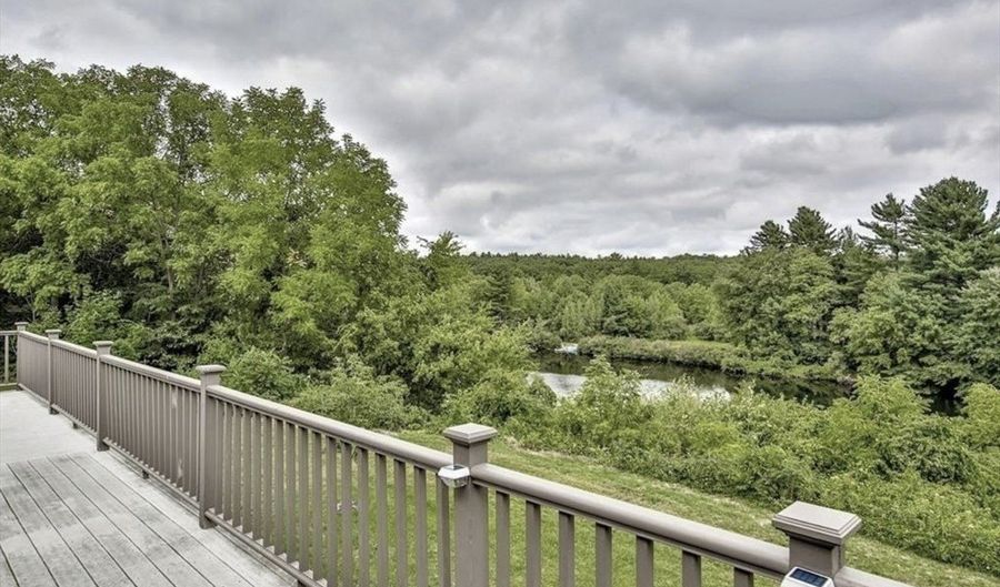 72 Long Hl 2, Bolton, MA 01740 - 3 Beds, 2 Bath