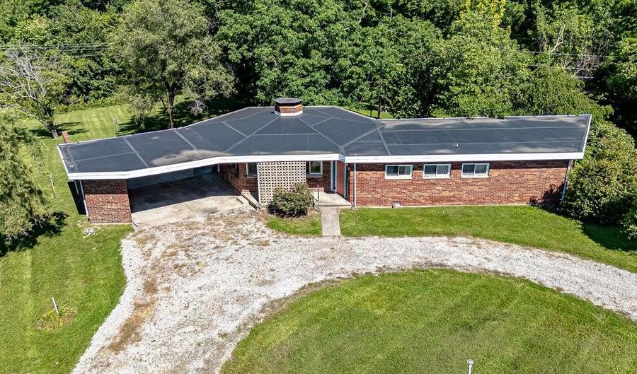 10788 US Highway 50, Aurora, IN 47001 - 3 Beds, 2 Bath