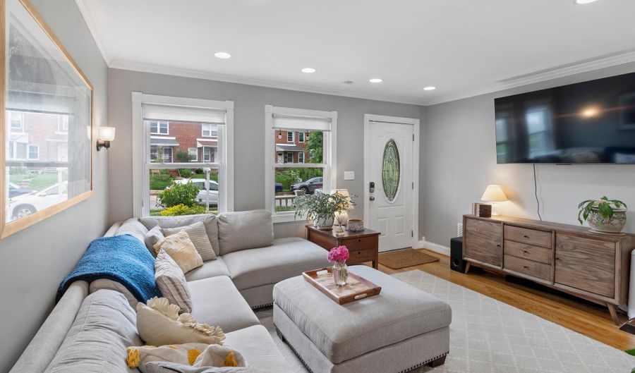 4234 ELSA Ter, Baltimore, MD 21211 - 3 Beds, 2 Bath