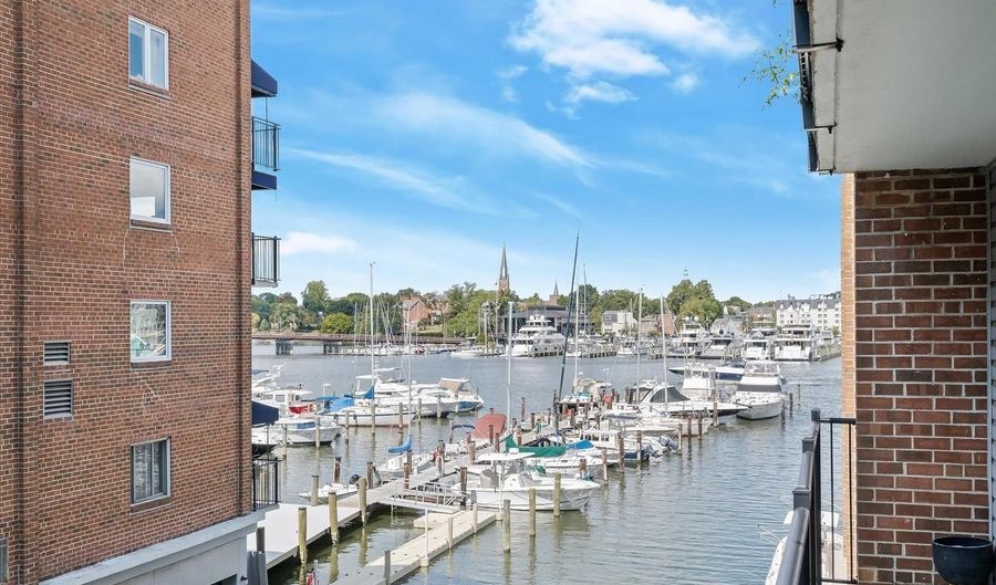 312 SEVERN Ave #E308, Annapolis, MD 21403 - 2 Beds, 2 Bath