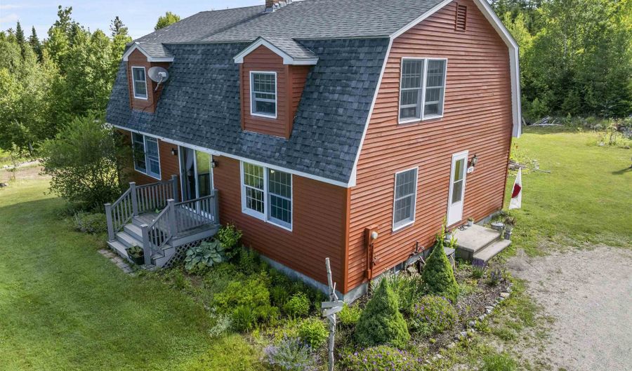 192 Cates Hill Rd, Berlin, NH 03570 - 3 Beds, 2 Bath
