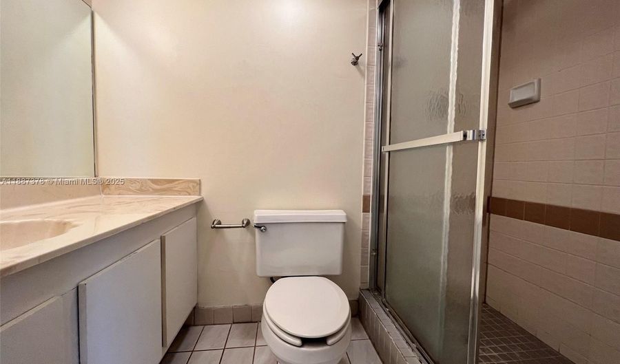 18181 NE 31 Ct 2705, Aventura, FL 33160 - 2 Beds, 2 Bath