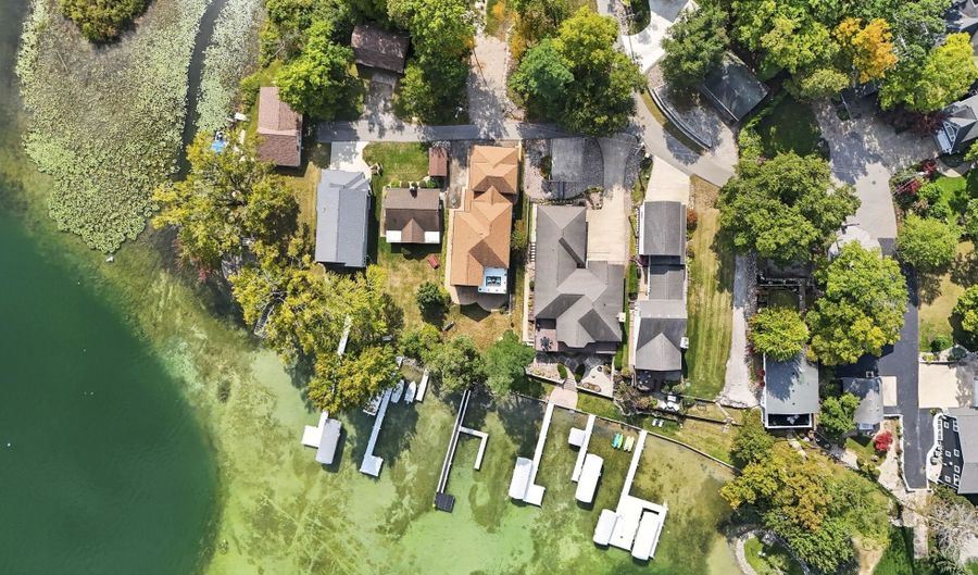 15 Lane 200EB Lake James, Angola, IN 46703 - 5 Beds, 5 Bath