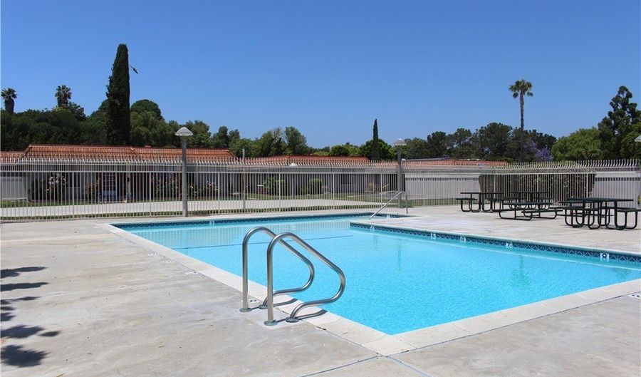 24774 Via San Marco, Aliso Viejo, CA 92656 - 3 Beds, 2 Bath
