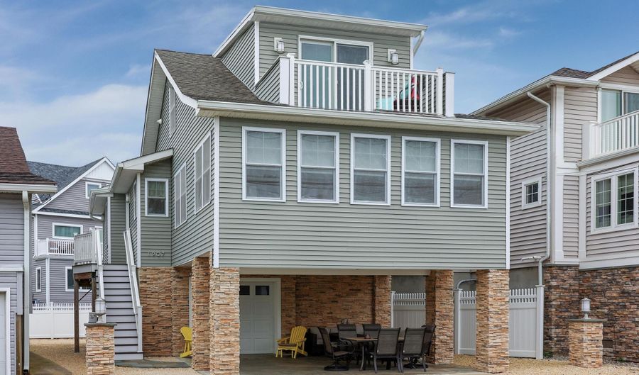 1907 Snyder Ave, Belmar, NJ 07719 - 3 Beds, 3 Bath