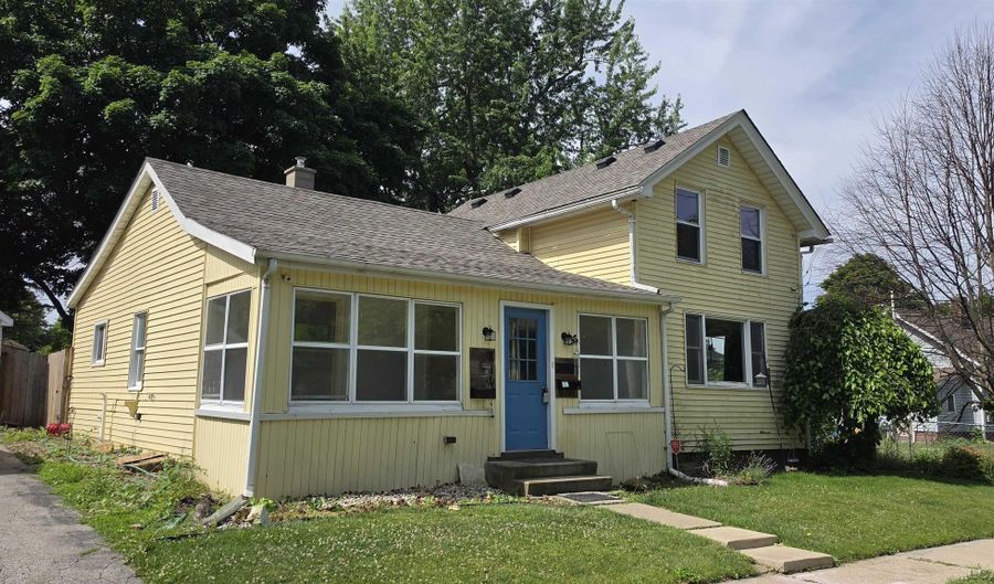 714 Mulberry St, Adrian, MI 49221 - 4 Beds, 1 Bath