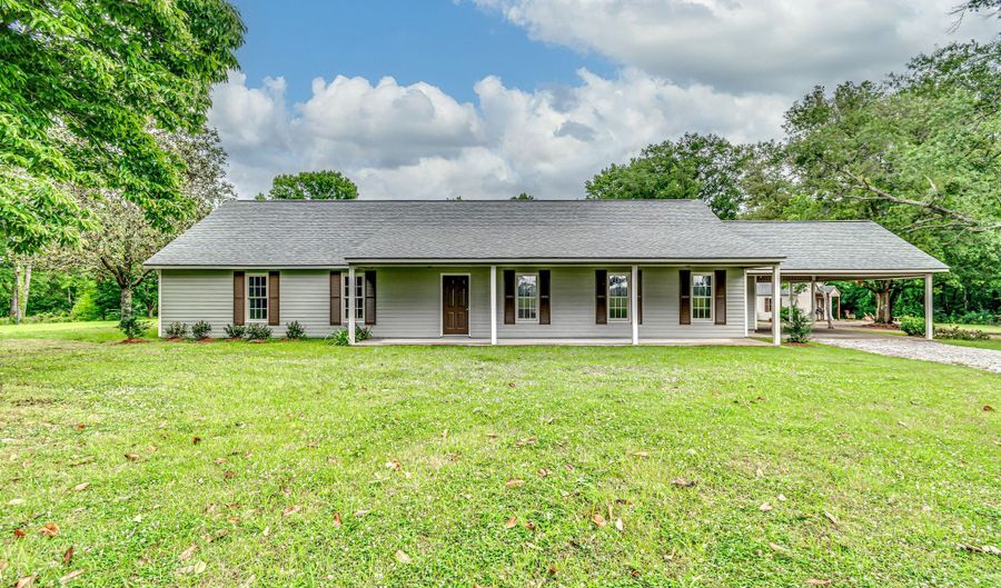 5887 Scotland Rd, Bentonia, MS 39040 - 4 Beds, 2 Bath