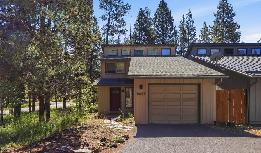 16693 Wagon Trl, Bend, OR 97707 - 2 Beds, 2 Bath