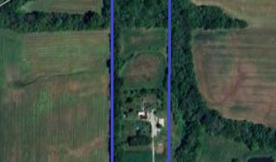 10617 Niggli Rd, Alhambra, IL 62001 - 4 Beds, 3 Bath