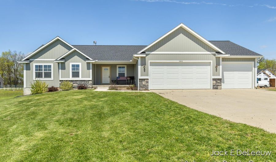 12840 Ridgedale Dr, Allendale, MI 49401 - 4 Beds, 4 Bath