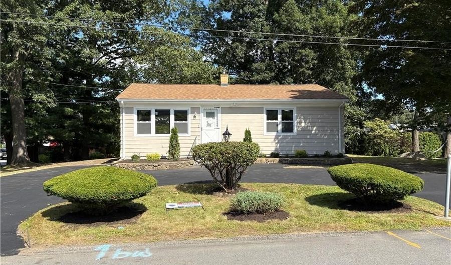 1 Colony Dr, Johnston, RI 02919 - 2 Beds, 2 Bath