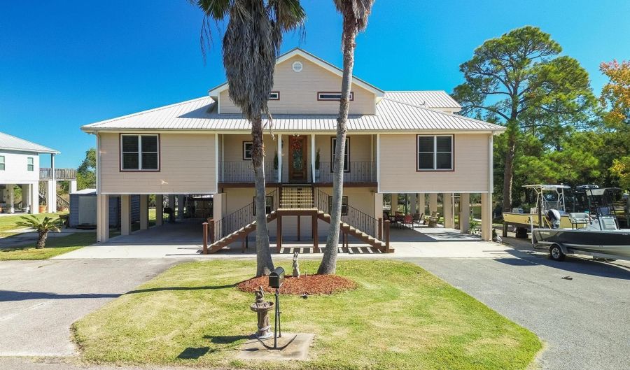 10452 Riviere Vue Dr, Biloxi, MS 39532 - 5 Beds, 3 Bath