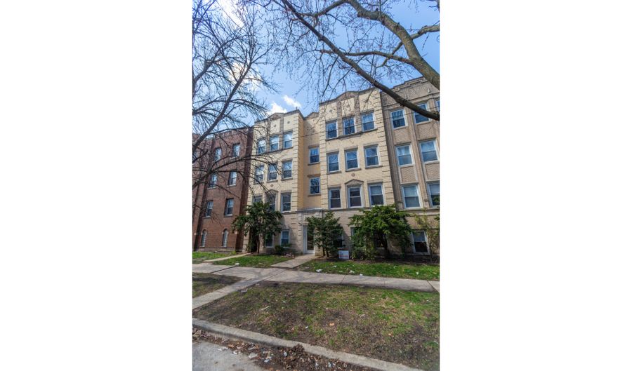 5414 N Campbell Ave 1, Chicago, IL 60625 - 2 Beds, 2 Bath
