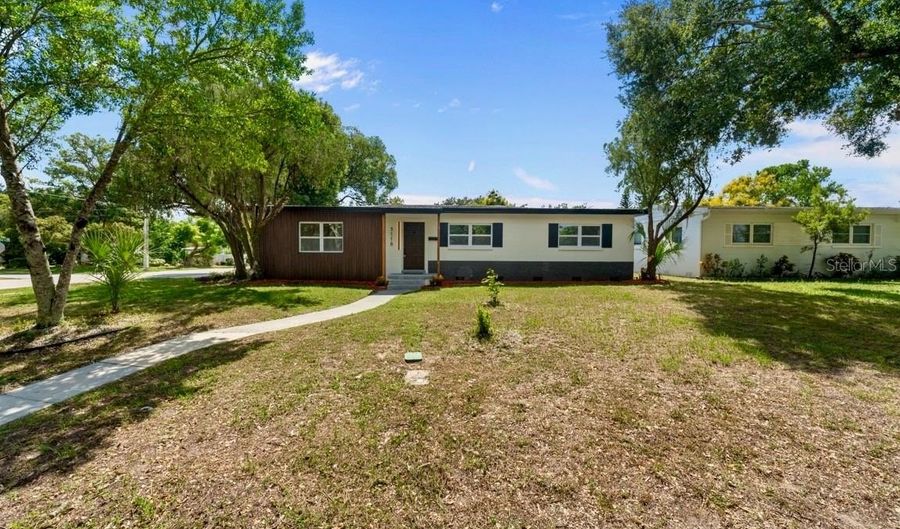 3118 PICKFAIR St, Orlando, FL 32803 - 4 Beds, 2 Bath