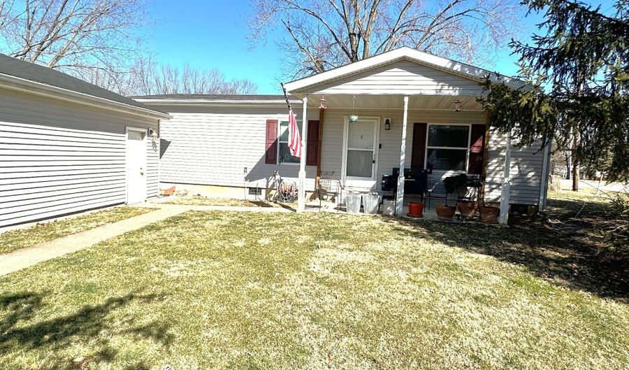 259 Ole Rocking Chair Way, Cloverdale, IN 46120 - 3 Beds, 2 Bath