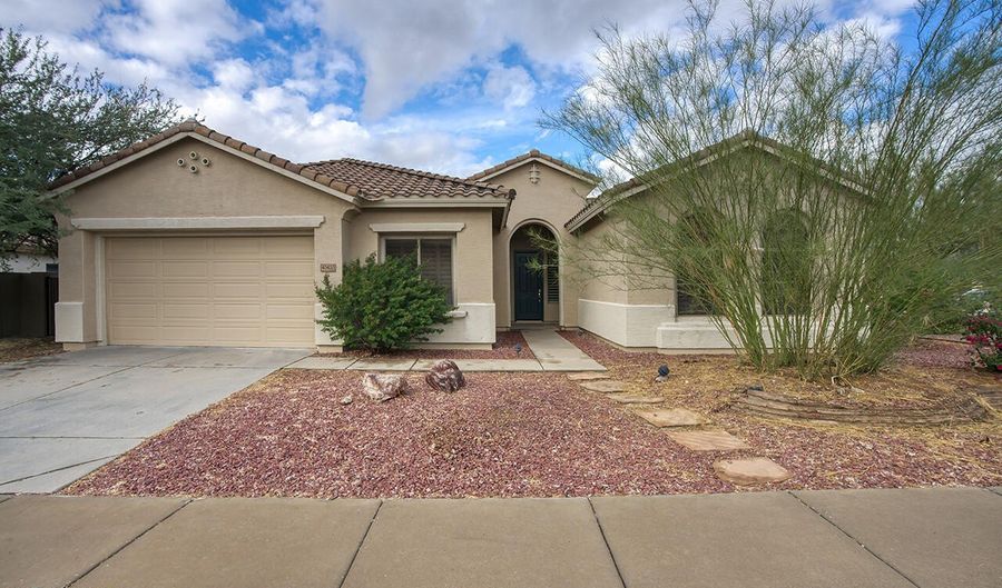 40420 N CHASE OAKS Way, Anthem, AZ 85086 - 3 Beds, 2 Bath
