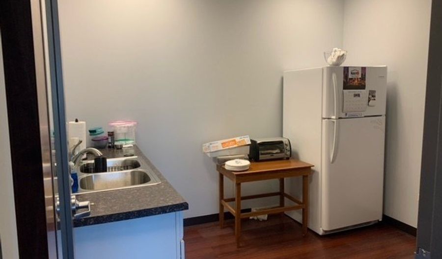 725 E Dundee Rd 202, Arlington Heights, IL 60004 - 0 Beds, 0 Bath