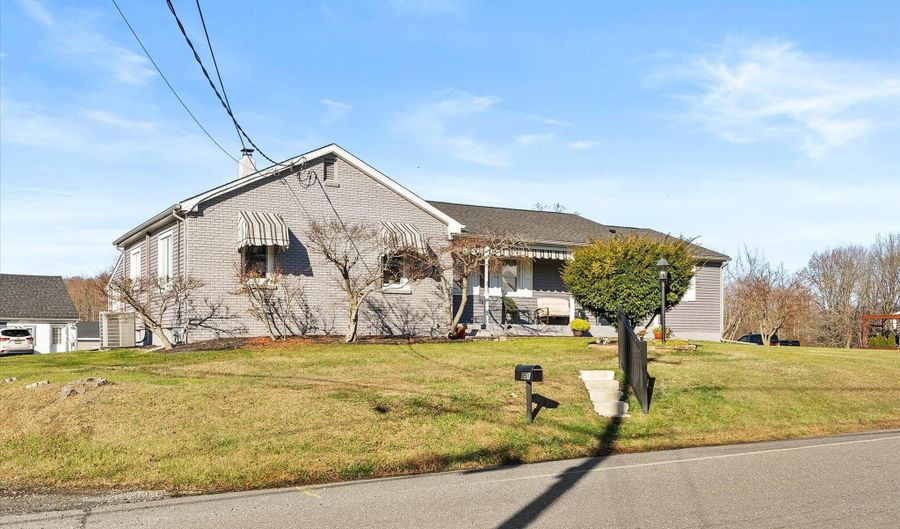 151 Walnford Rd, Allentown, NJ 08501 - 4 Beds, 3 Bath