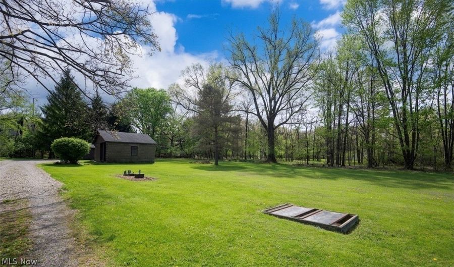 215 N Turner Rd, Austintown, OH 44515 - 3 Beds, 2 Bath