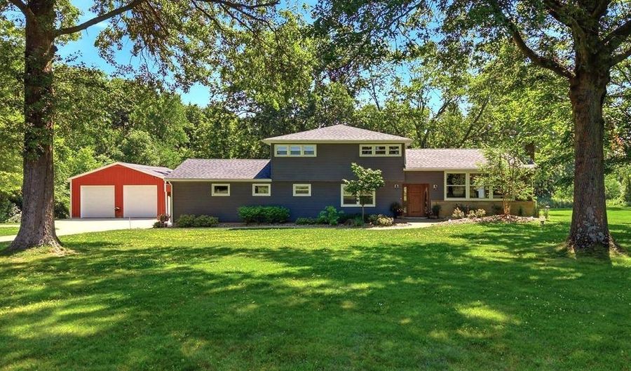 1557 Ohio St Rt 511, Ashland, OH 44805 - 3 Beds, 2 Bath