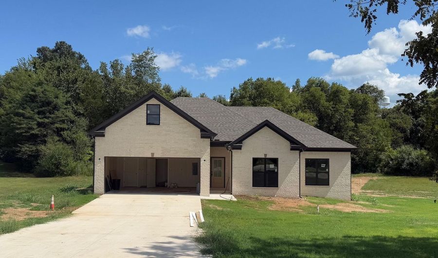 26 Sisney Dr, Ash Flat, AR 72513 - 3 Beds, 2 Bath