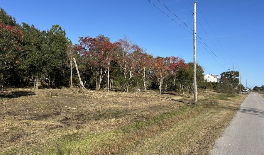 10066 E Gulf Rd, Bay St. Louis, MS 39520 - 0 Beds, 0 Bath