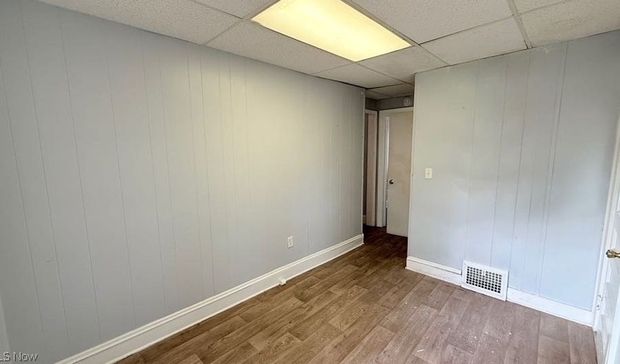 1083 Stroman Ave A, Akron, OH 44306 - 2 Beds, 1 Bath