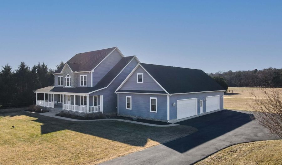 12390 DEER FOREST Rd, Bridgeville, DE 19933 - 4 Beds, 4 Bath
