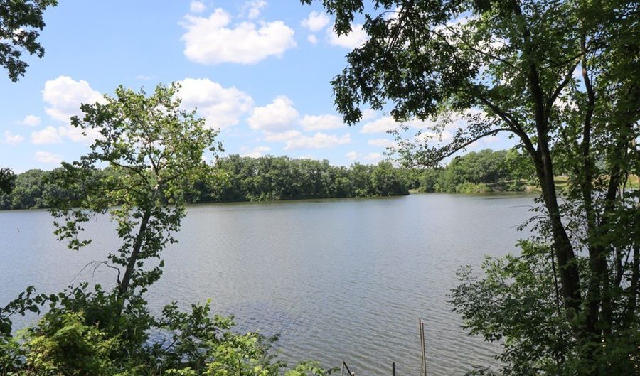 411 Lakeshore Rd, Ashland, OH 44805 - 2 Beds, 2 Bath