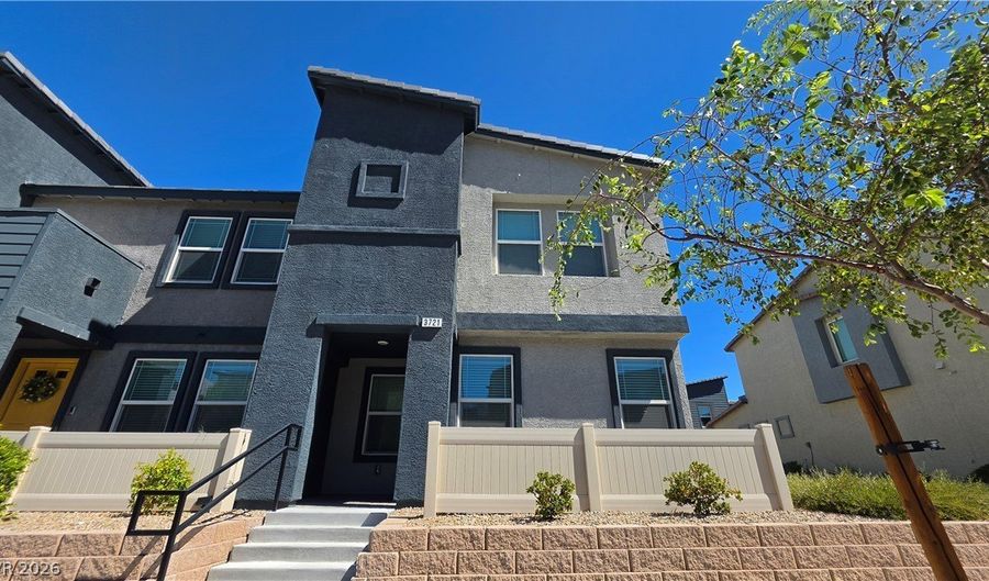 3721 Celesta Vista Ave, Henderson, NV 89044 - 3 Beds, 3 Bath